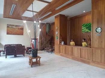 Queen's Park 3* Yangon
