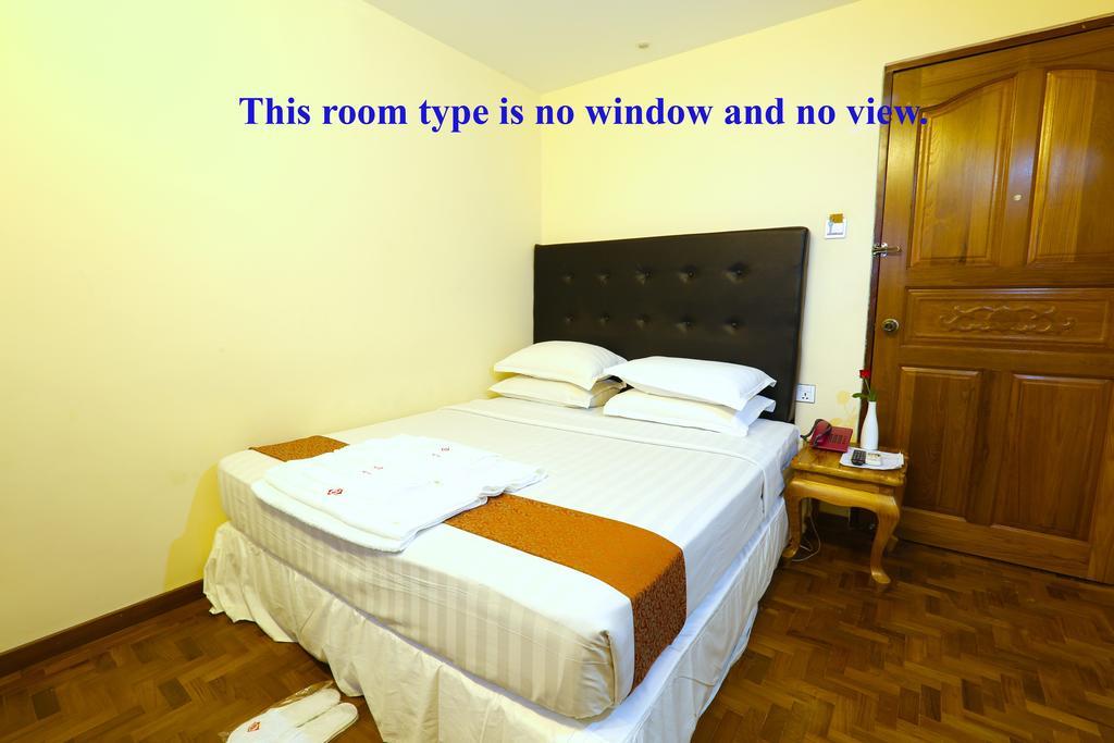 Hotel Queen's Park Yangon